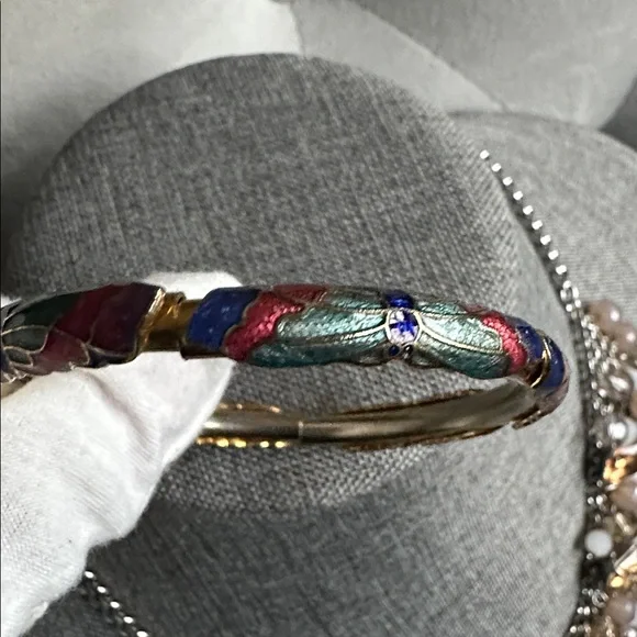 Vintage cloisonne Colorful butterfly enamel bangle bracelet. - Picture 6 of 7